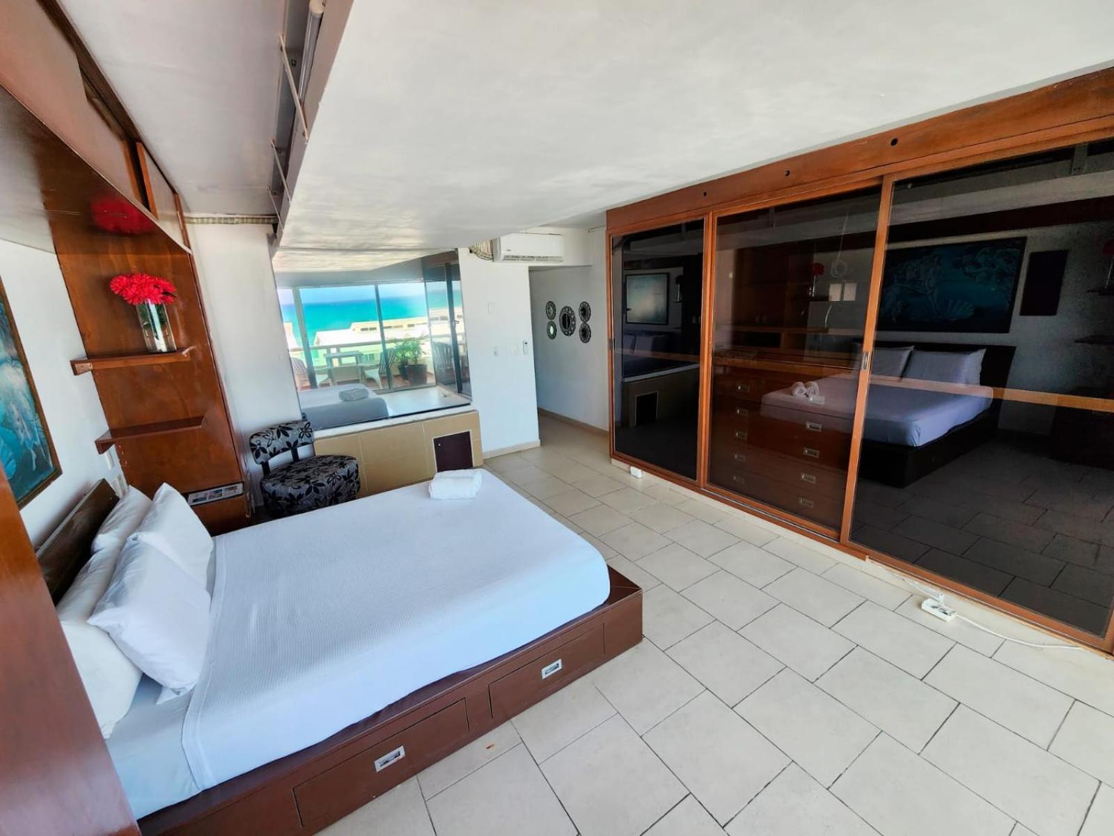 Beachfront Apartments แคนคูน ภายนอก รูปภาพ