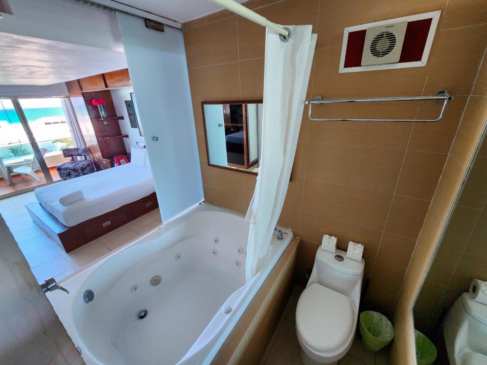 Beachfront Apartments แคนคูน ภายนอก รูปภาพ