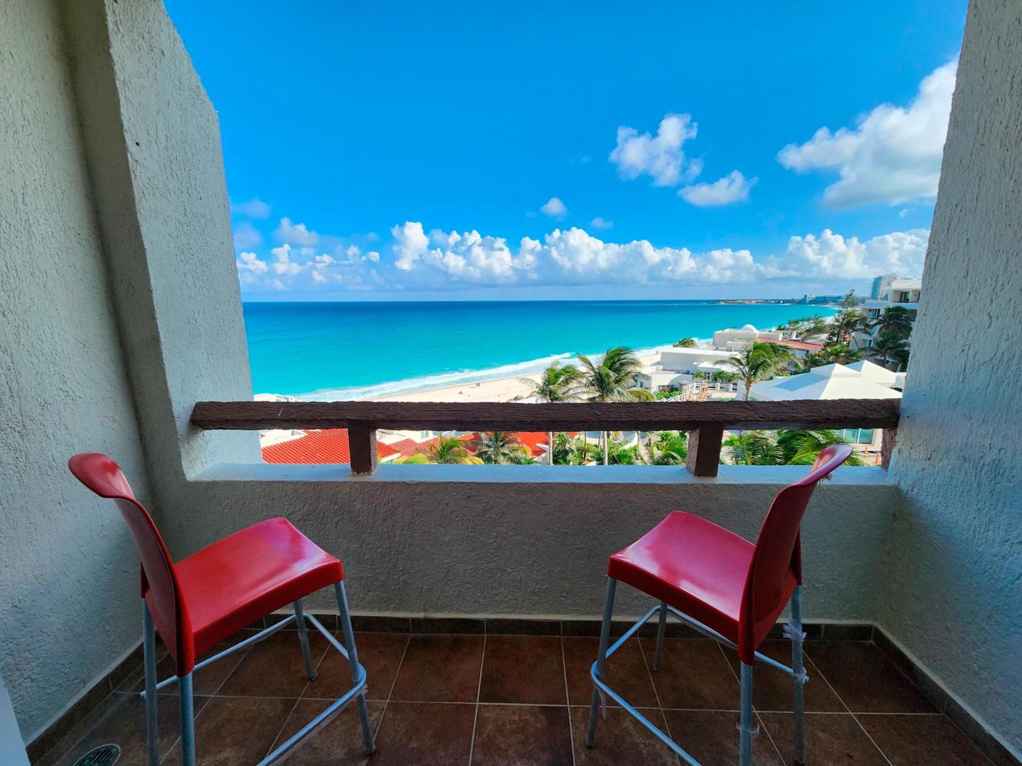 Beachfront Apartments แคนคูน ภายนอก รูปภาพ