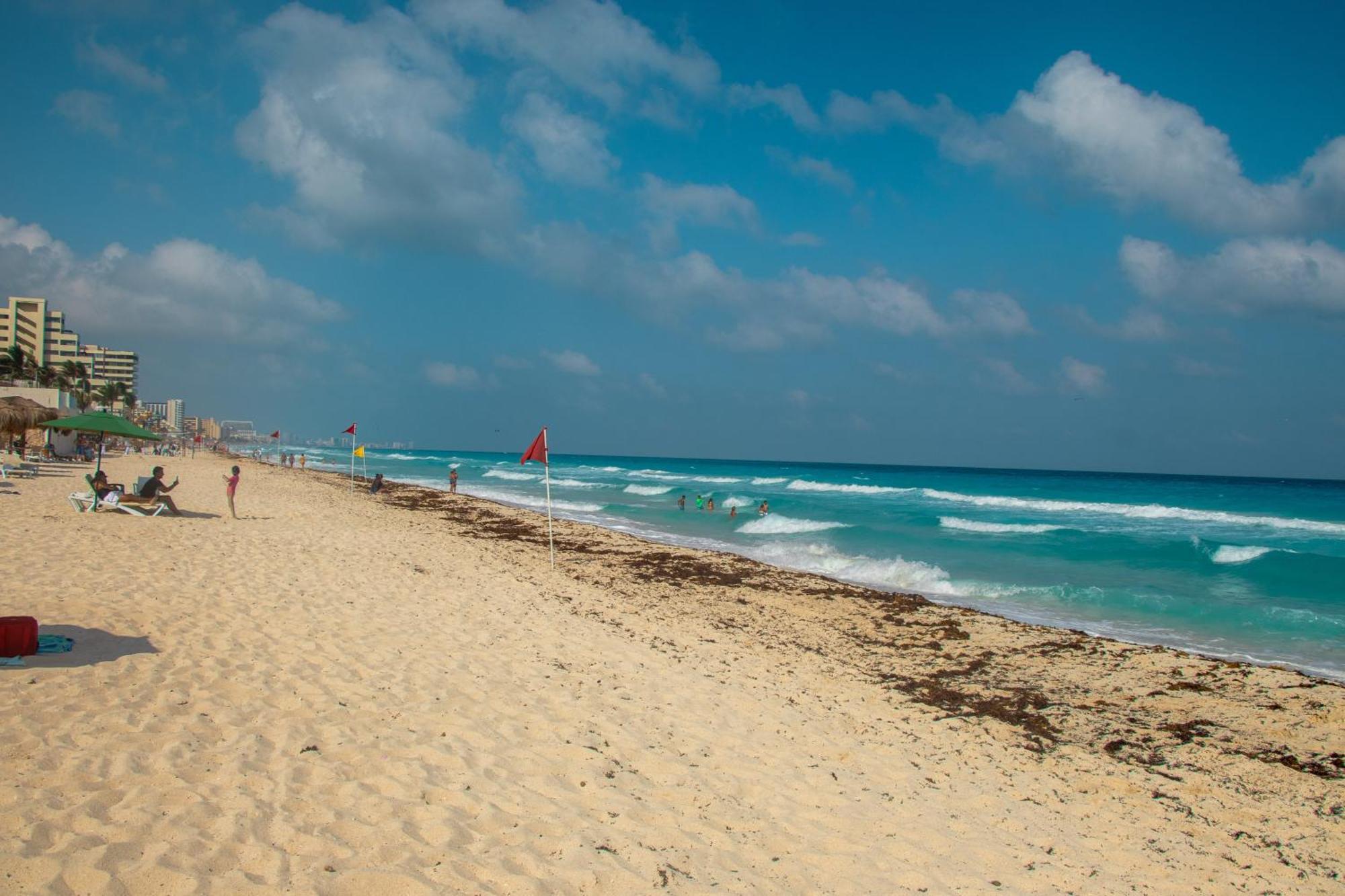 Beachfront Apartments แคนคูน ภายนอก รูปภาพ