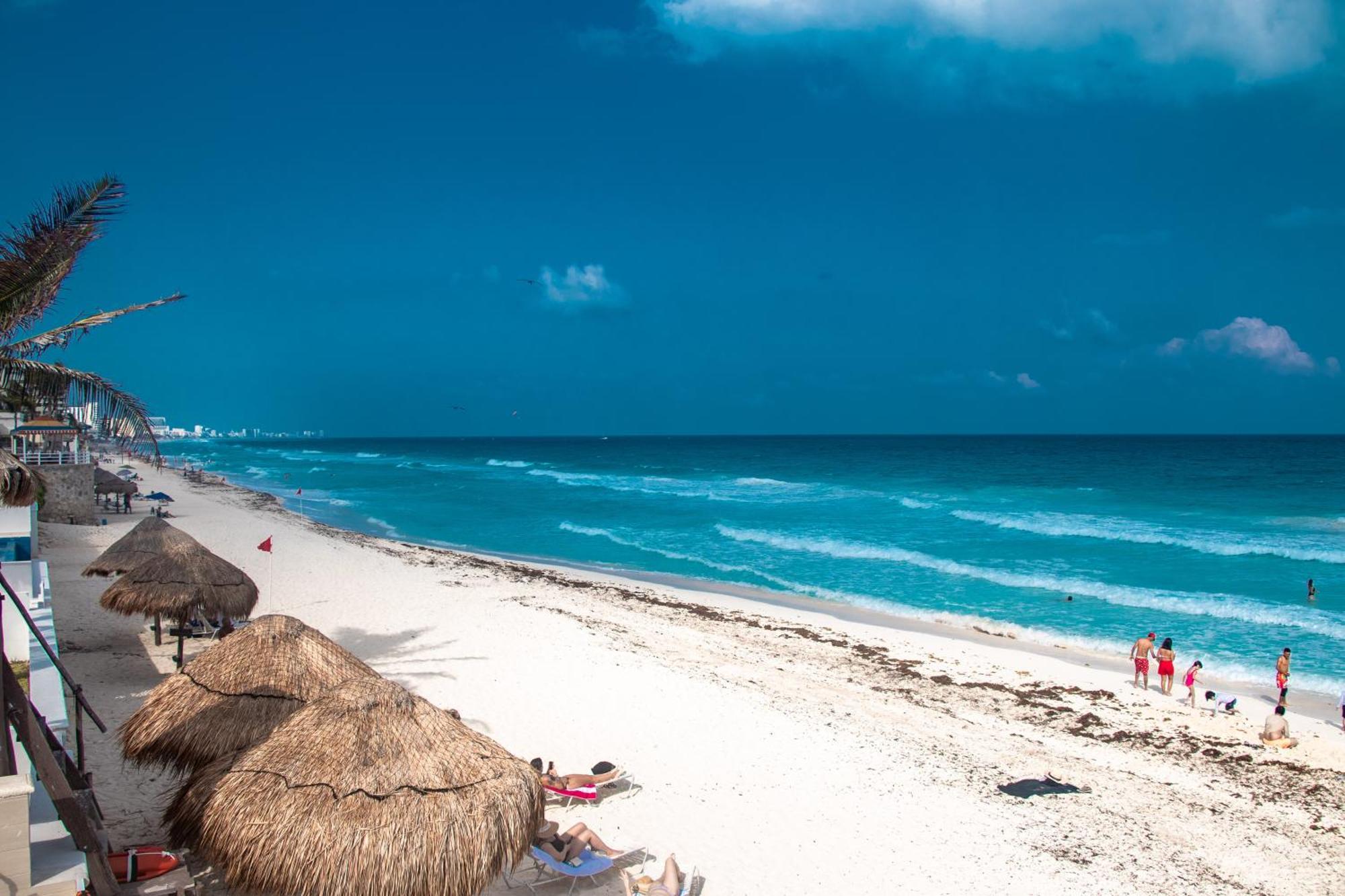 Beachfront Apartments แคนคูน ภายนอก รูปภาพ