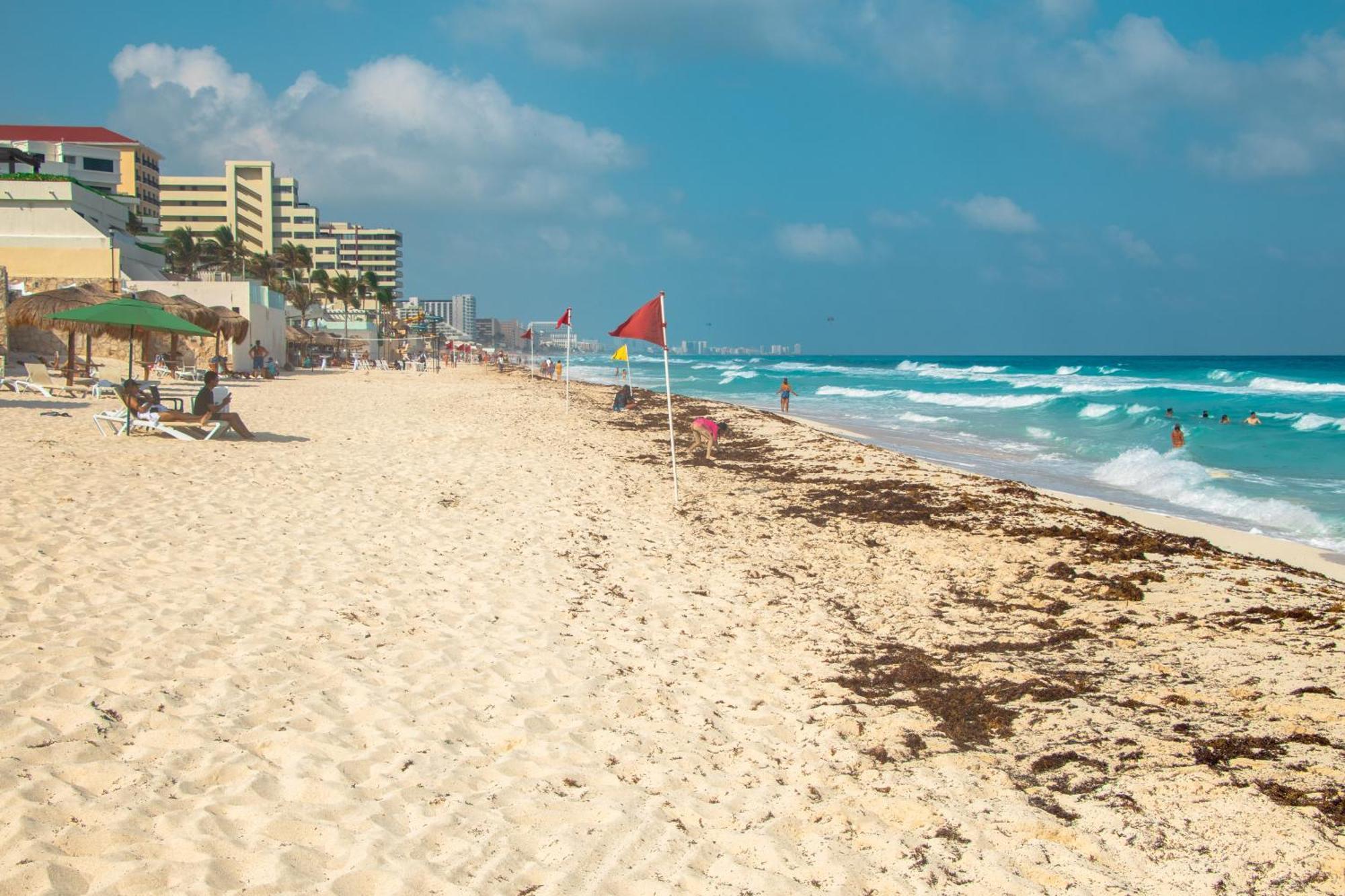 Beachfront Apartments แคนคูน ภายนอก รูปภาพ
