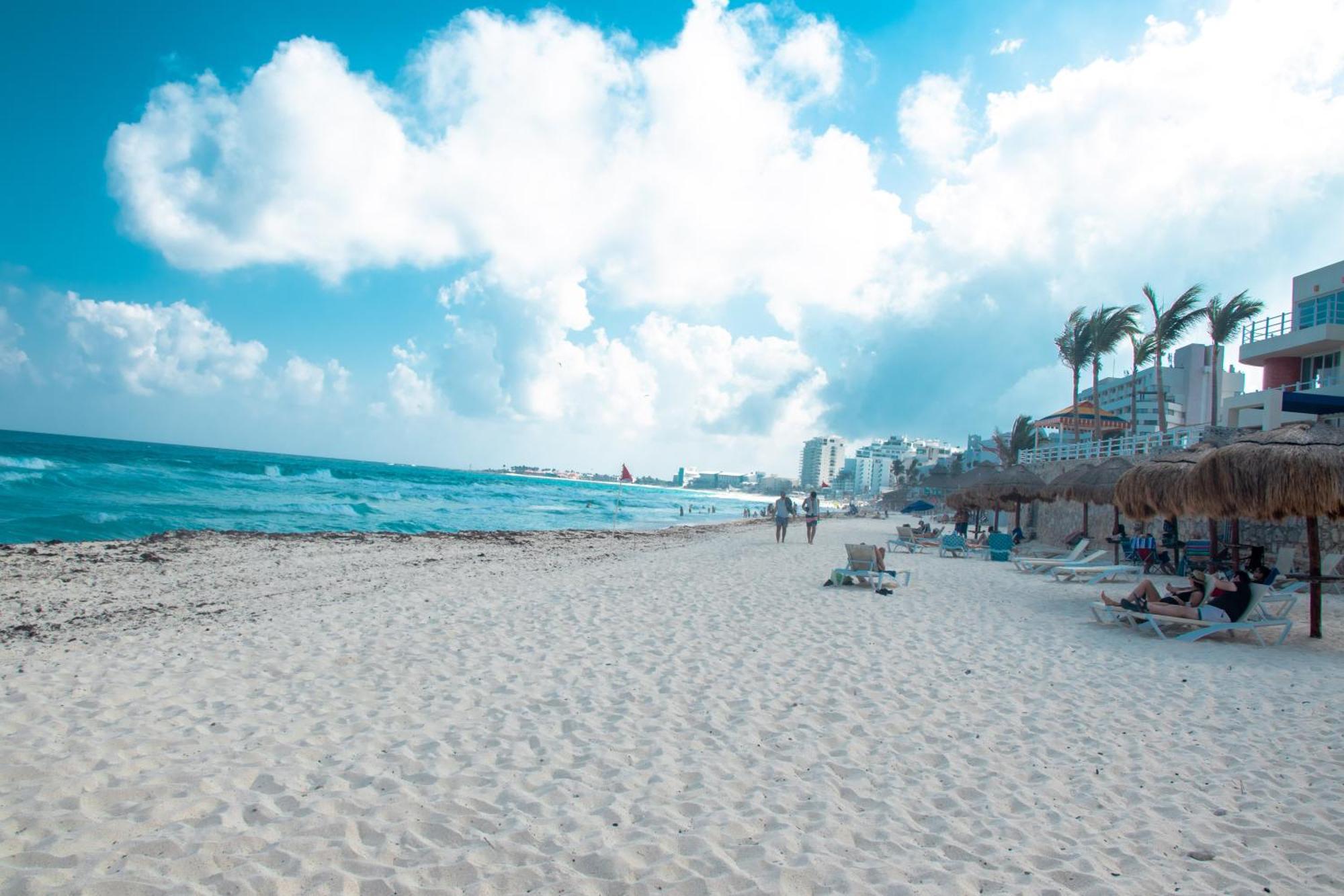 Beachfront Apartments แคนคูน ภายนอก รูปภาพ
