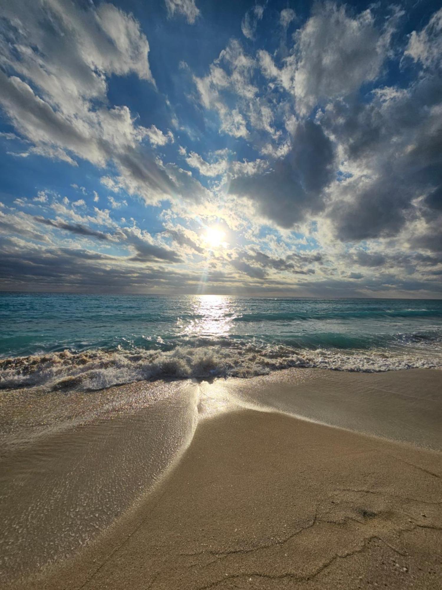 Beachfront Apartments แคนคูน ภายนอก รูปภาพ